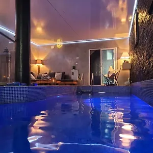 https://la-suite-secrete.midi-pyreneeshotels.com